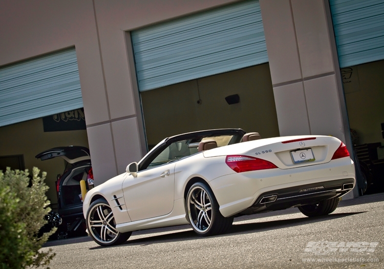 2013 Mercedes-Benz SL-Class with 20" Vossen VVS-085 in Gloss Black (DISCONTINUED) wheels