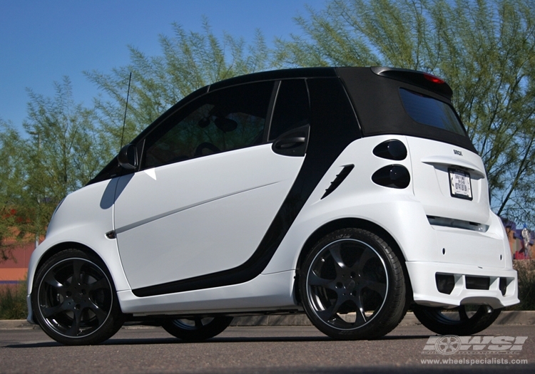 2007 Smart Fortwo with 17" Lorinser Speedy in Matte Black wheels