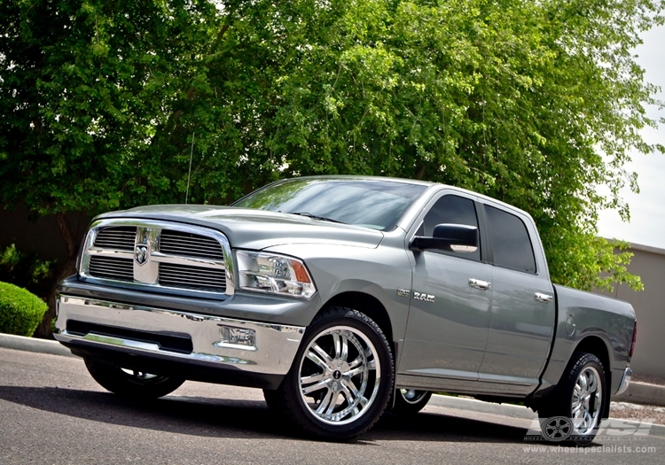 2012 Ram Pickup with 22" Avenue A607 in Chrome wheels