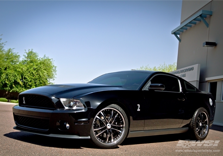 2012 Ford Mustang with 20" Duior DF-311 in Chrome (Black Accent) wheels