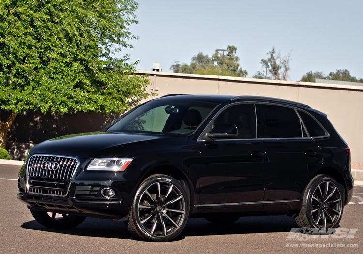 2013 Audi Q5 with 22" Gianelle Cuba-10 in Matte Black (w/Ball Cut Details) wheels