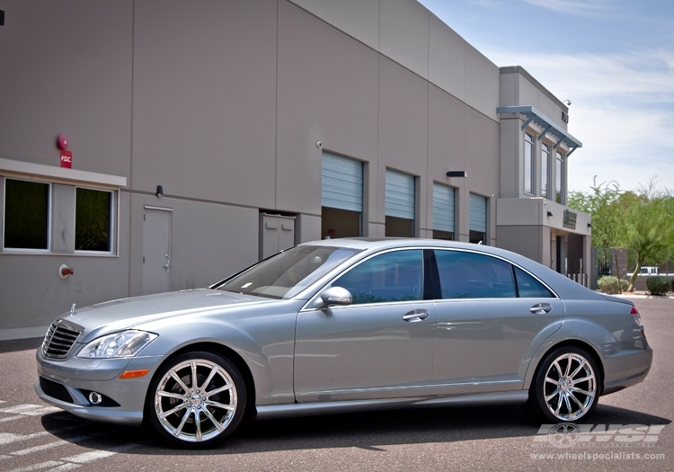 2012 Mercedes-Benz S-Class with 20" Gianelle Cuba-10 in Chrome wheels