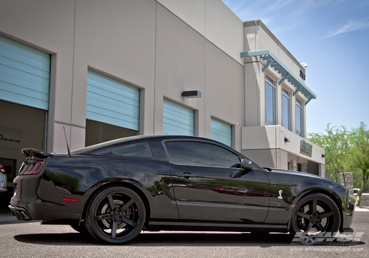 2012 Ford Mustang with 20" Vossen CV3 in Matte Black (Machined) wheels