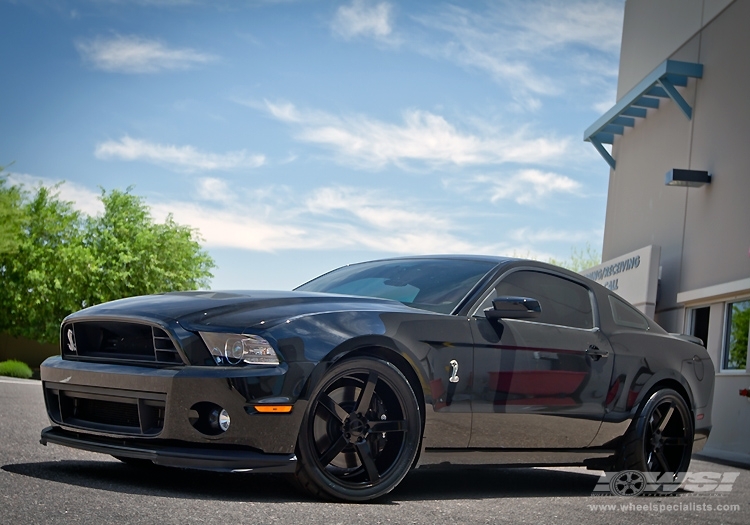 2012 Ford Mustang with 20" Vossen CV3 in Matte Black (Machined) wheels