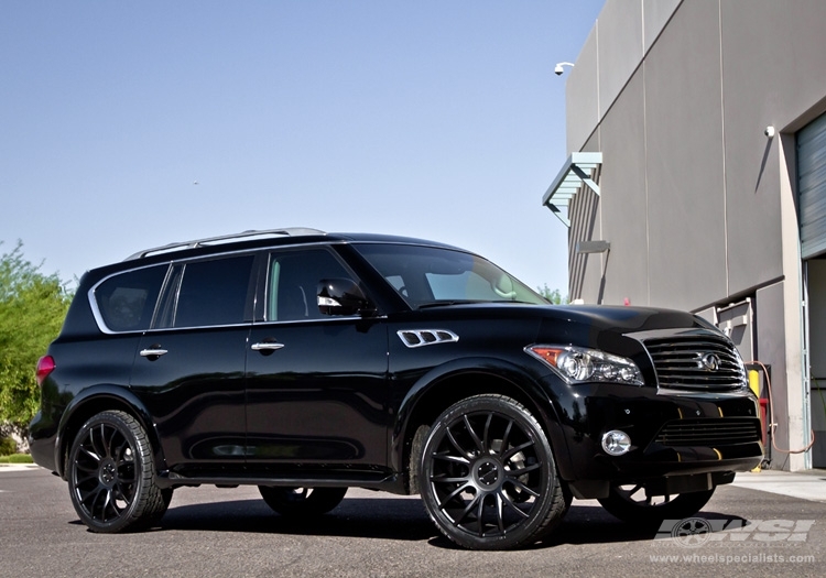 2013 Infiniti QX56 with 24" Giovanna Siena in Black (Matte) wheels