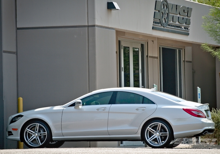 2013 Mercedes-Benz CLS-Class with 20" Vossen CV5 in Silver (Polished) wheels
