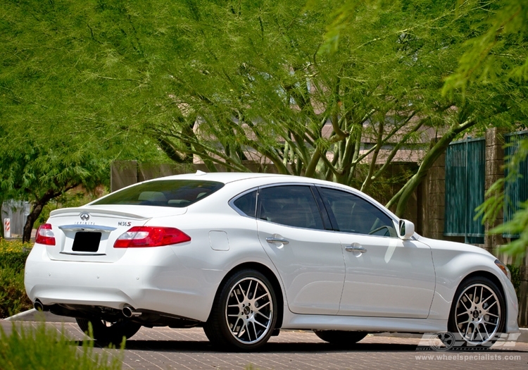 2013 Infiniti G37 with 20" Gianelle Yerevan in Machined Black (Chrome S/S Lip) wheels