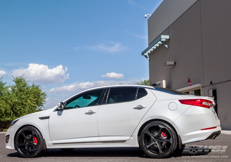 2013 Kia Optima with 20" Giovanna Dalar-5 in Black wheels