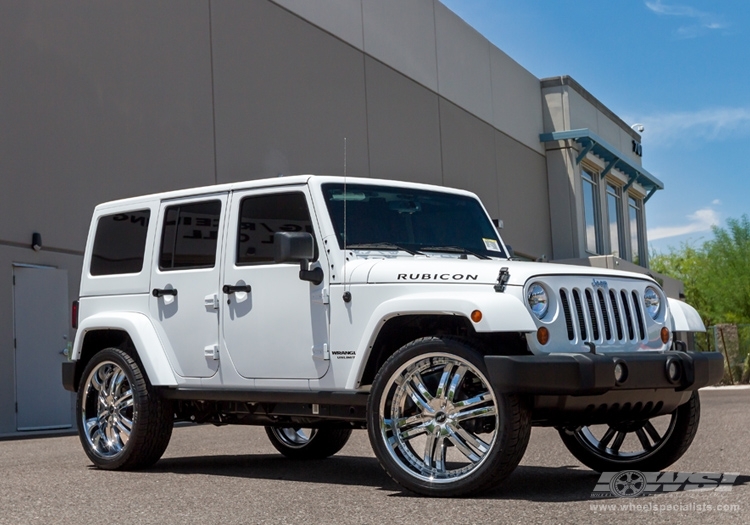 2012 Jeep Wrangler with 24" Avenue A607 in Chrome wheels