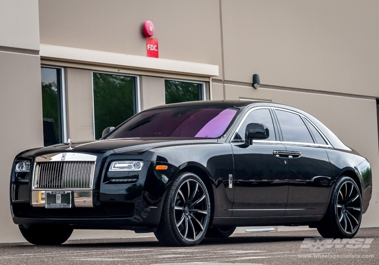 2012 Rolls-Royce Ghost with 22" Gianelle Cuba-10 in Matte Black (w/Ball Cut Details) wheels