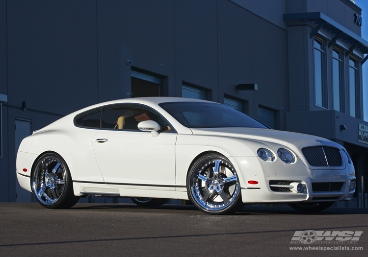 2007 Bentley Continental with 22" Gianelle Spezia-5 in Chrome wheels
