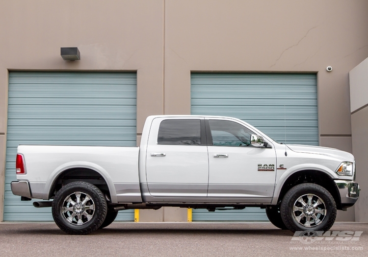 2013 Ram Pickup with 20" Hostile Off Road H101 Knuckles-8 in Chrome (Armor Plate) wheels