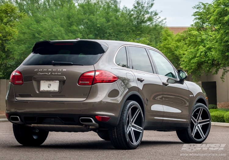 2013 Porsche Cayenne with 22" Giovanna Dramadio-RL in Machined Black wheels