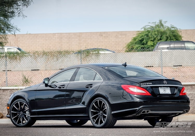 2013 Mercedes-Benz CLS-Class with 20" Gianelle Cuba-10 in Matte Black (w/Ball Cut Details) wheels