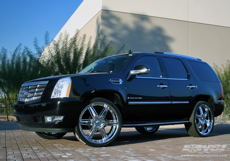 2007 Cadillac Escalade with 26" Giovanna Closeouts Gianelle Steep-6 in Chrome wheels