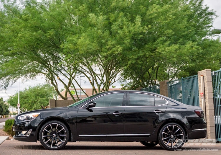 2014 Kia Cadenza with 20" Gianelle Cuba-10 in Matte Black (w/Ball Cut Details) wheels