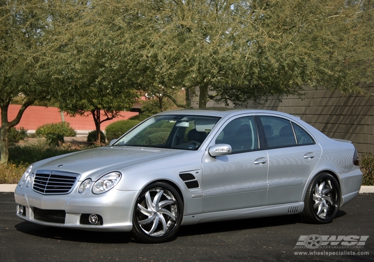 2006 Mercedes-Benz E-Class with 20" Lorinser For6 in Black Machined (Chrome Lip) wheels