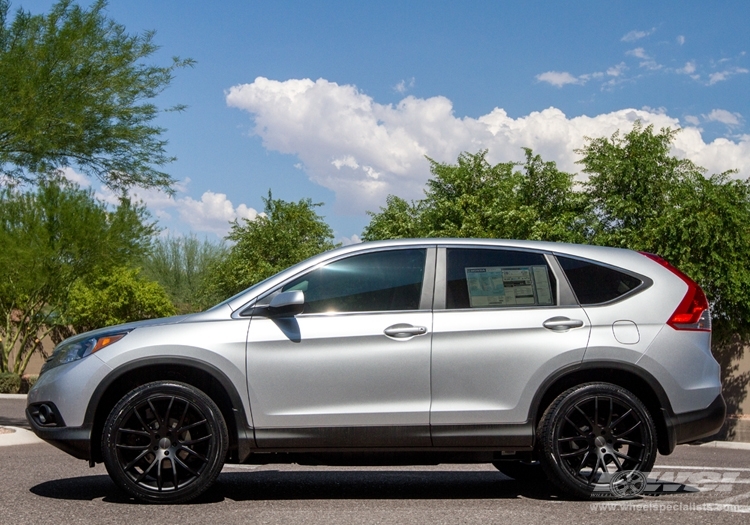 2013 Honda CR-V with 20" Giovanna Kilis in Matte Black wheels