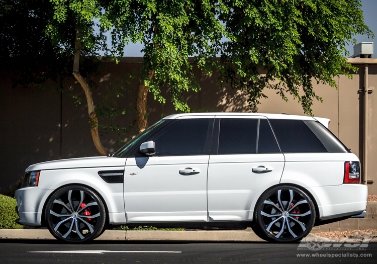 2013 Land Rover Range Rover Sport with 24" Lexani Lust in Gloss Black Machined (Machined Lip) wheels