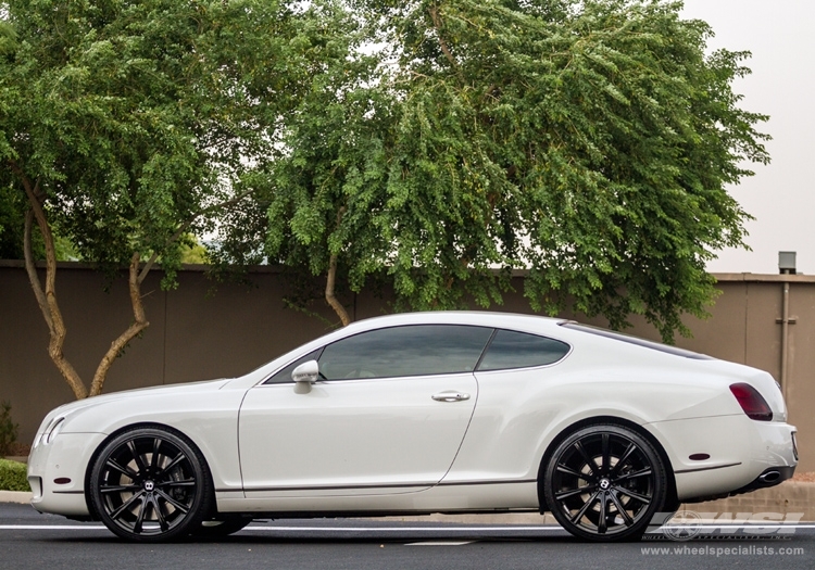 2010 Bentley Continental with 22" Gianelle Cuba-10 in Matte Black (w/Ball Cut Details) wheels