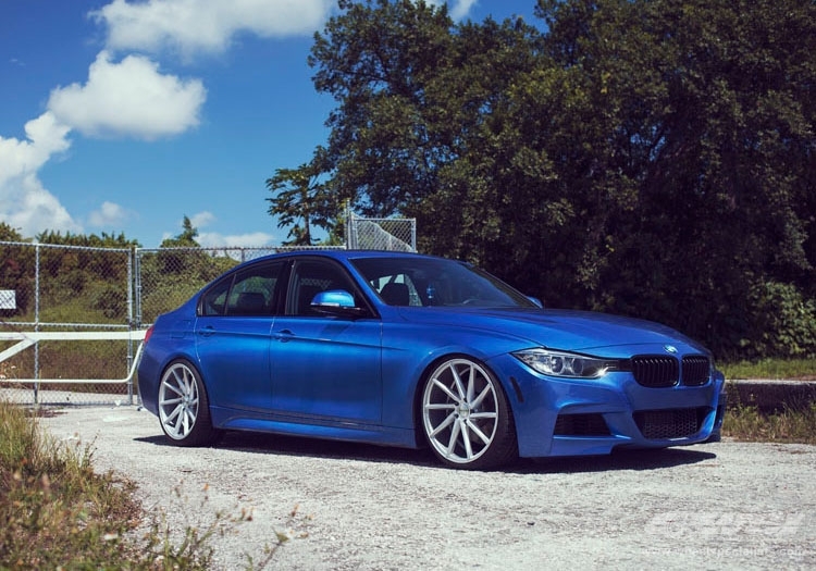 2013 BMW 3-Series with 20" Vossen CVT in Silver Metallic wheels