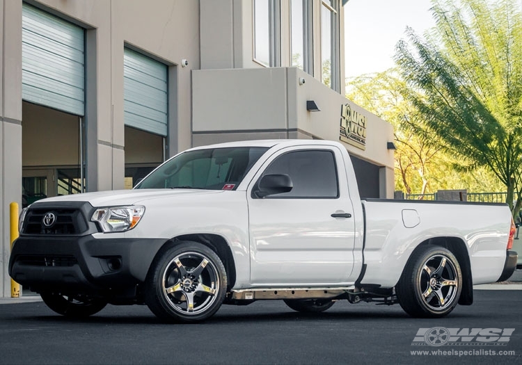 2013 Toyota Tacoma with 18" Enkei RP03 in Hyper Silver wheels