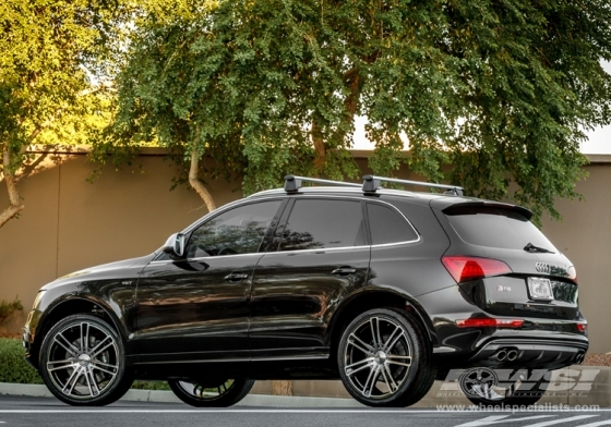 2014 Audi SQ5 with 22" CEC 883 SUV in Black (Magic) wheels