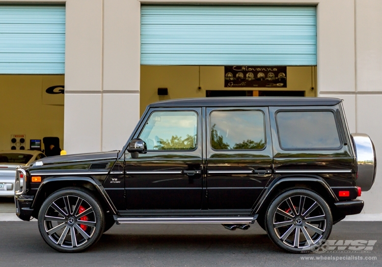 2013 Mercedes-Benz G-Class with 24" Gianelle Santoneo in Matte Black (Ball Cut Details) wheels