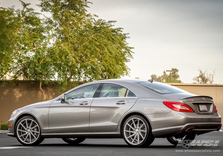 2013 Mercedes-Benz CLS-Class with 20" Vossen CVT in Silver Metallic wheels