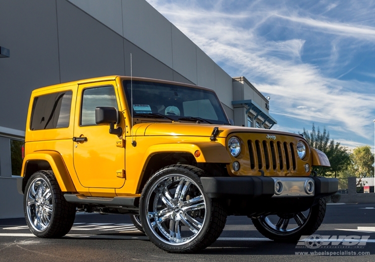 2013 Jeep Wrangler with 24" Avenue A607 in Chrome wheels