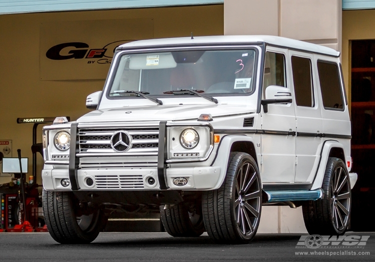 2013 Mercedes-Benz G-Class with 24" Gianelle Santoneo in Matte Black (Ball Cut Details) wheels