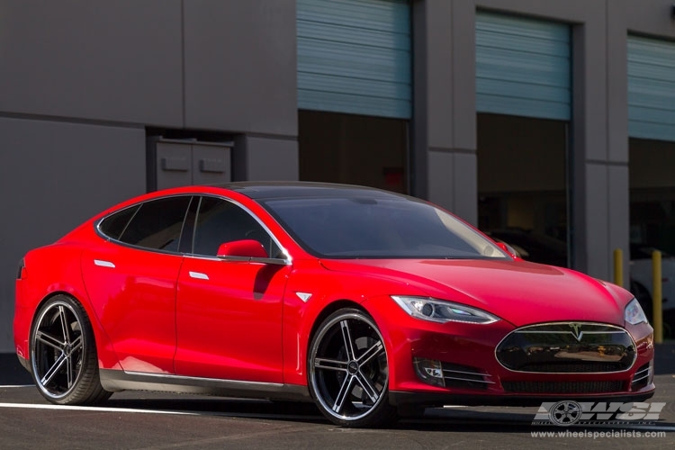 2013 Tesla Model S with 22" Zenetti Capri in Machined Black (Chrome S/S Lip) wheels