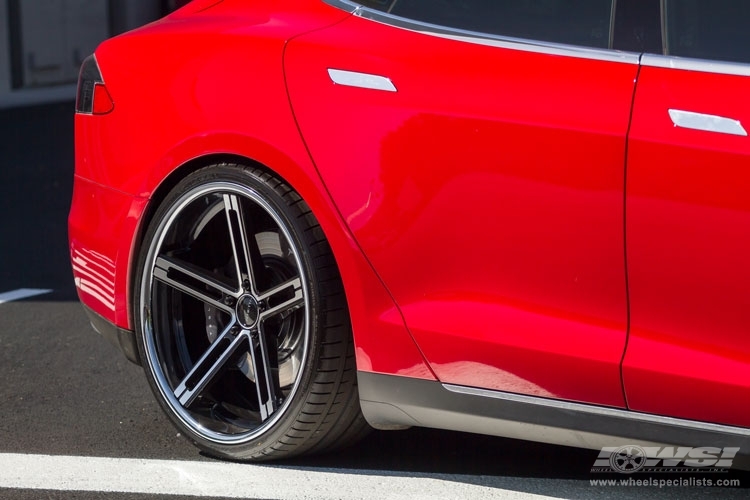 2013 Tesla Model S with 22" Zenetti Capri in Machined Black (Chrome S/S Lip) wheels