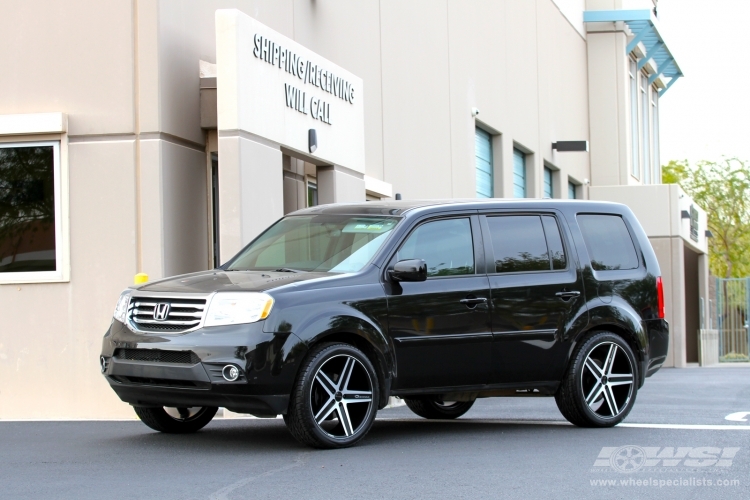 2013 Honda Pilot with 22" Giovanna Dramadio-RL in Machined Black wheels