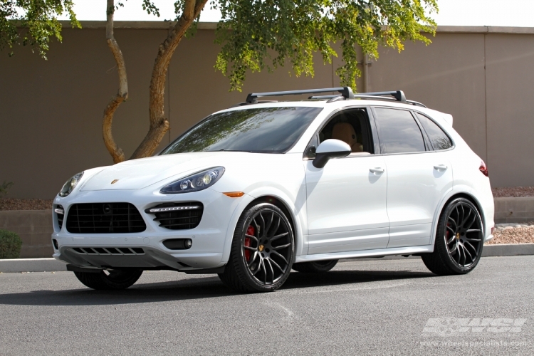 2014 Porsche Cayenne with 22" Giovanna Kilis in Matte Black wheels