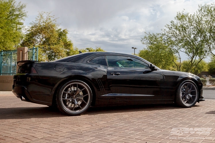 2014 Chevrolet Camaro with 20" Giovanna Portofino-RL in Matte Black wheels