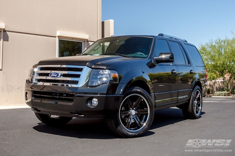 2014 Ford Expedition with 22" Black Rhino Letaba (2PC) in Gloss Black (Chrome S/S Lip) wheels