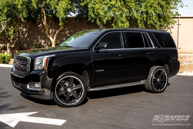 2015 GMC Yukon with 24" Black Rhino Letaba (2PC) in Gloss Black (Chrome S/S Lip) wheels