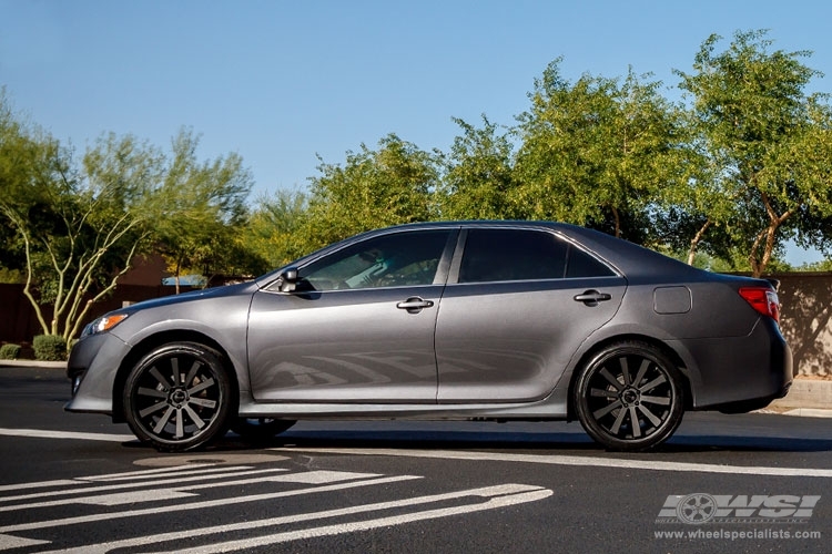 2014 Toyota Camry with 20" Gianelle Santo-2SS in Matte Black (Black lip) wheels