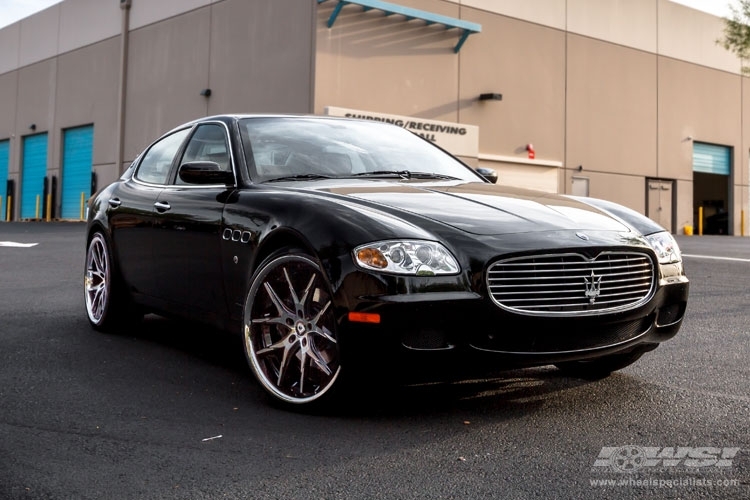 2007 Maserati Quattroporte with 22" Lexani R-Twelve in Gloss Black Machined (Chrome Lip) wheels