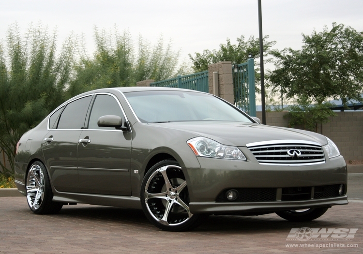 2007 Infiniti M with 20" Giovanna Dalar-5 in Chrome wheels