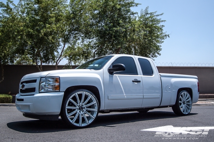 2014 Chevrolet Silverado 1500 with 26" Gianelle Cuba-12 in Silver (Black Anodized face) wheels