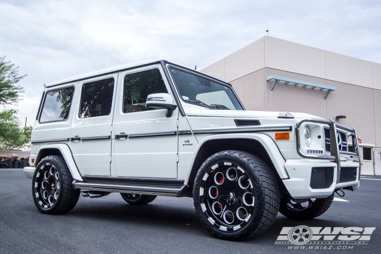 2013 Mercedes-Benz G-Class with 22" Forgiato Rivoto-T in Chrome wheels