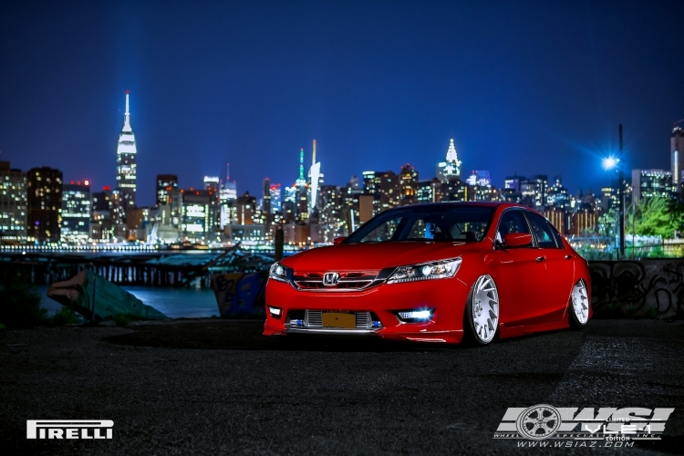 2014 Honda Accord with 20" Vossen VLE-1 in Silver wheels