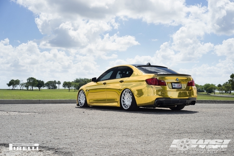 2015 BMW 5-Series with 20" Vossen VLE-1 in Silver wheels