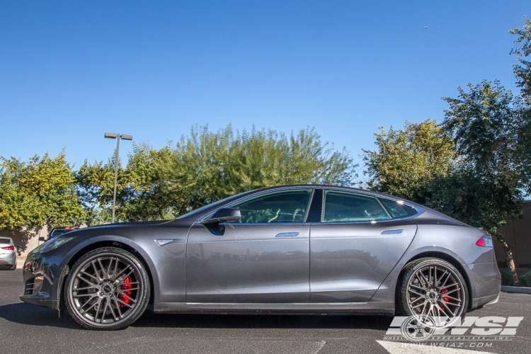 2014 Tesla Model S with 22" Savini BM-4 in Titanium wheels