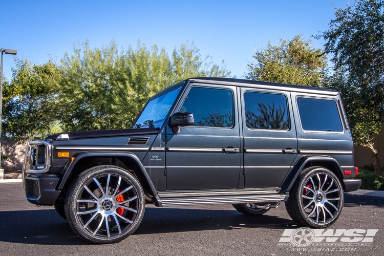 2015 Mercedes-Benz G-Class with 24" Giovanna Siena in Machined Black wheels