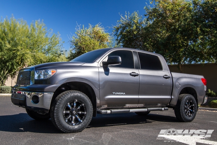 2012 Toyota Tundra with 18" RBP - Rolling Big Power 94R in Gloss Black (Chrome Inserts) wheels