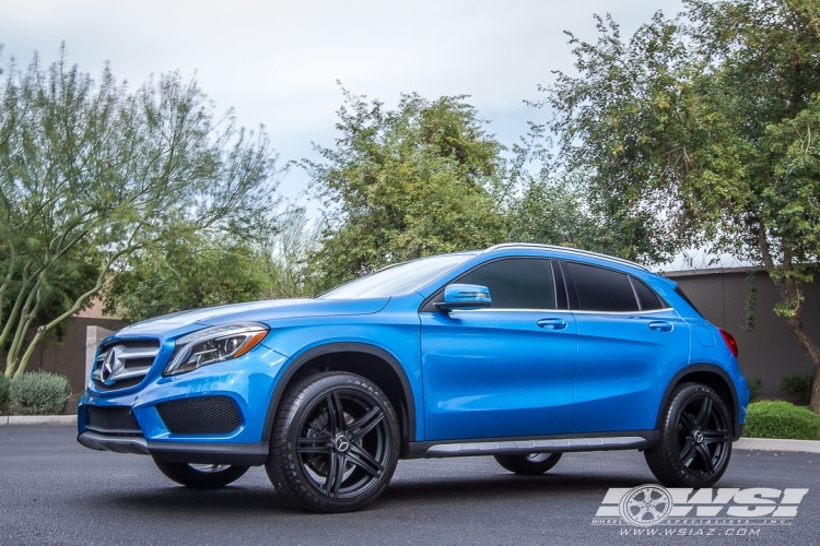 2015 Mercedes-Benz GLA-Class with 19" Giovanna Closeouts Marbella in Matte Black wheels