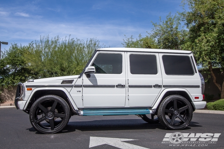 2015 Mercedes-Benz G-Class with 24" Koko Kuture Sardinia in Matte Black wheels